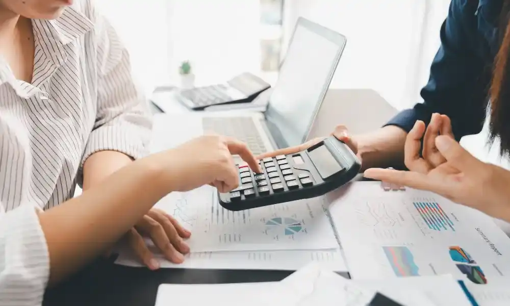 laporan keuangan proyek