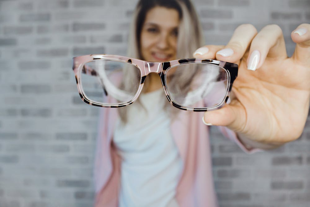bisnis optik 2