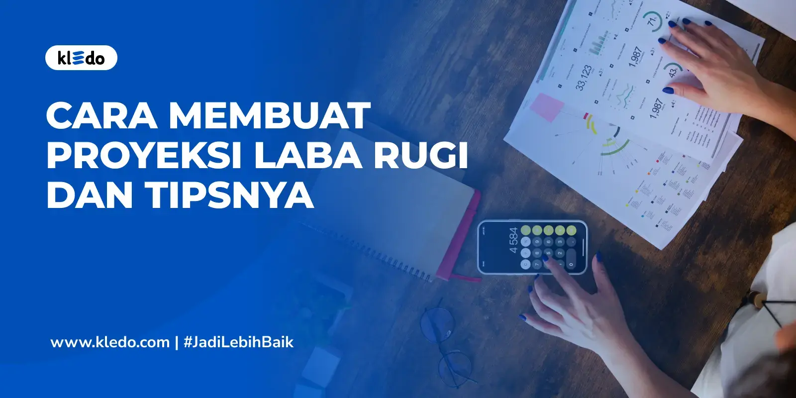 proyeksi laba rugi banner